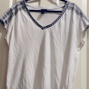 White V-Neck Shirt with Black Stitched details